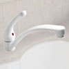 Delta Signature single-handle kitchen faucet with swivel spout, in White finish